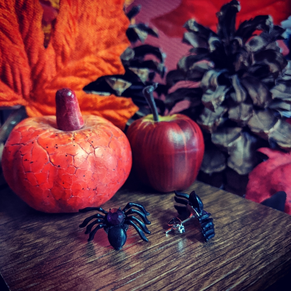 Spider earrings